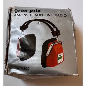 Vtg Gran Prix HP9000 AM/FM Headphone Radio w/Box Working Condition Red